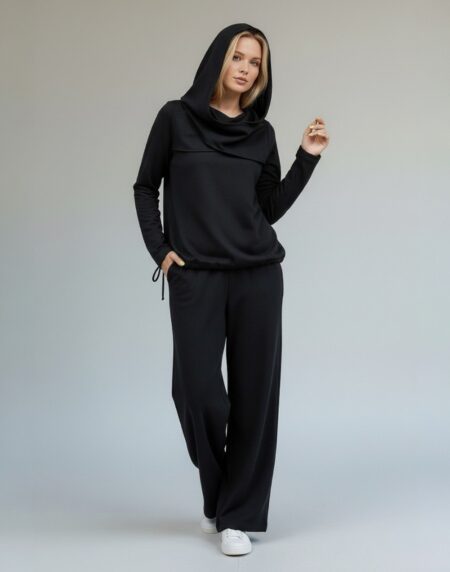 plonesnis laisvalaikio kostiumas, su gobtuvu, plačiomis kelnėmis