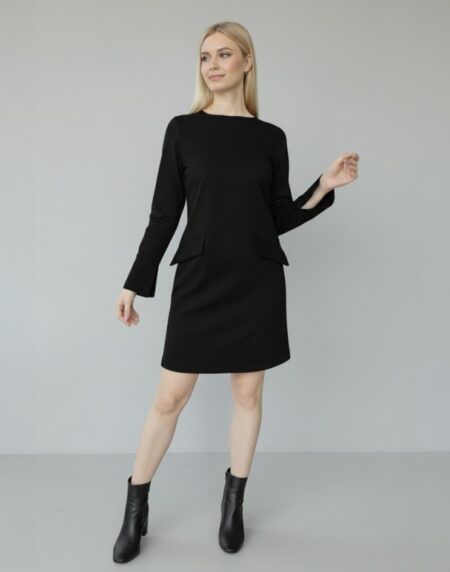 trumpa juoda suknelė, elegantiška, ilgomis rankovėmis, trikotažinė, su kišenėmis, užtrauktukas nugaroje